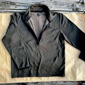 Men’s Lg Filson 1/2 zip pullover, never worn!!